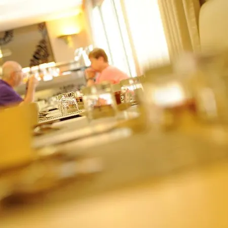 Mermoz Hotel 4*